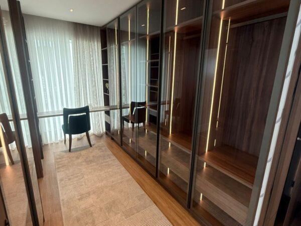 Skyline Tower andar alto