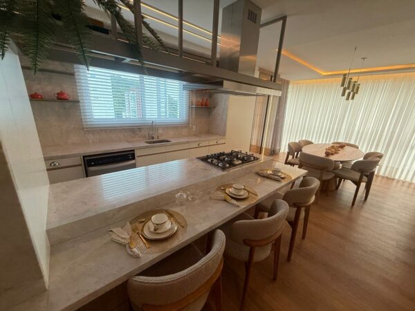 Skyline Tower andar alto