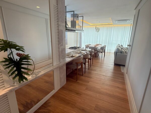 Skyline Tower andar alto