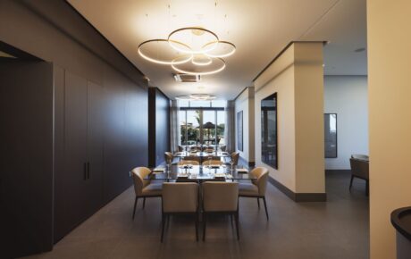 Imóvel Disponível à Venda no Yachthouse