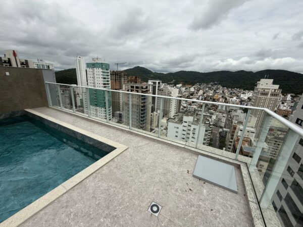 Apto à venda no Olimpia Residence em Balneário Camboriú