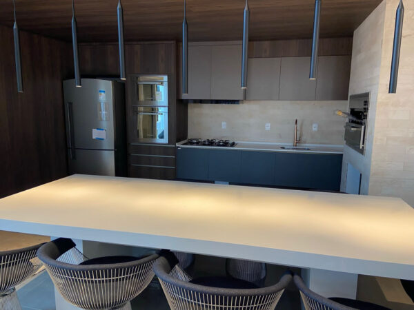 Marina Beach Towers ap mobiliado