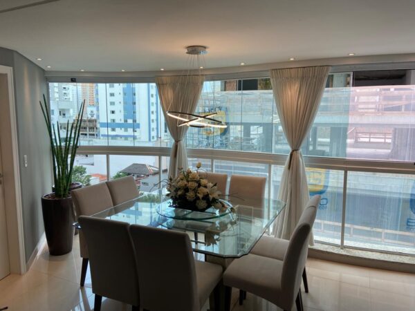 Apartamento à Venda no Villa Foscari Residence