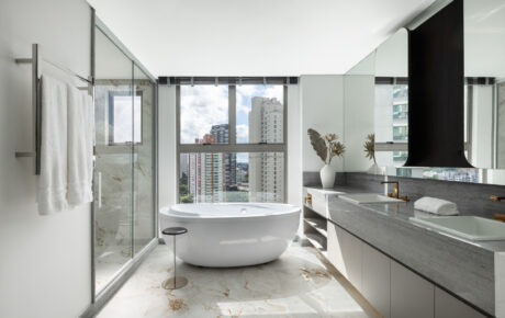 Seventy Uppy Mansion Apartamento à Venda em Curitiba