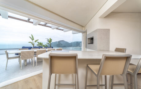 Cobertura Decorada à Venda no Theiss Heim