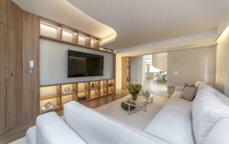 Cobertura Frente Mar no Theiss Heim