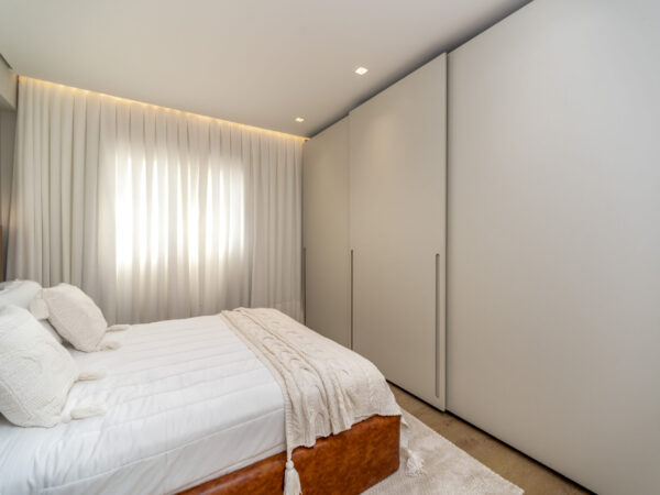 Theiss Heim Cobertura Frente Mar