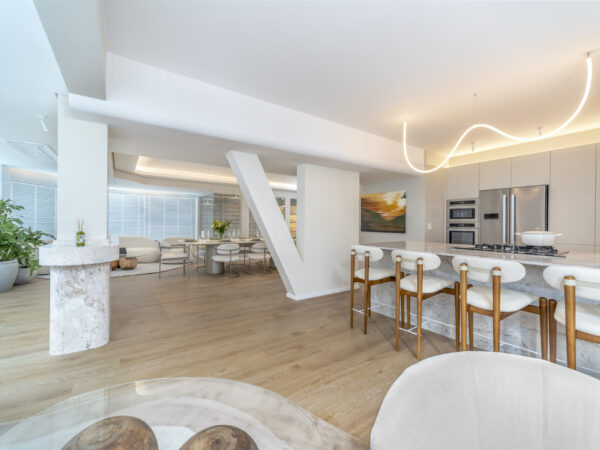 Theiss Heim Apartamento à Venda