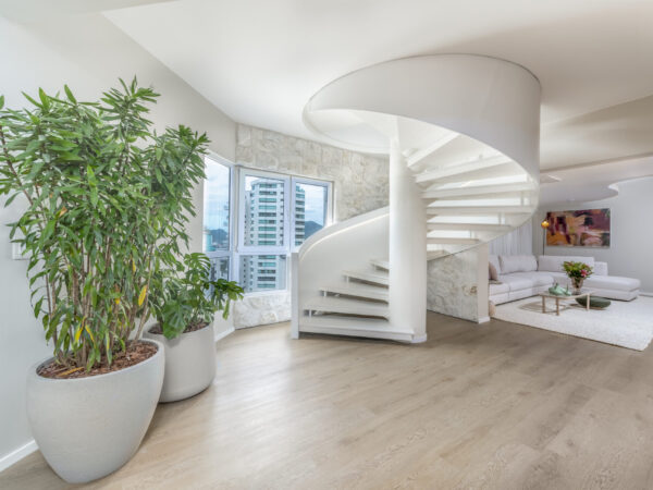 Theiss Heim Apartamento à Venda