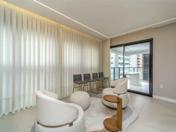 Apartamento Decorado à Venda no Las Salinas Residences